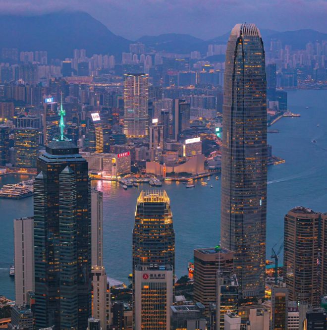 澳门与香港2025，新时代的免费经济与风控策略